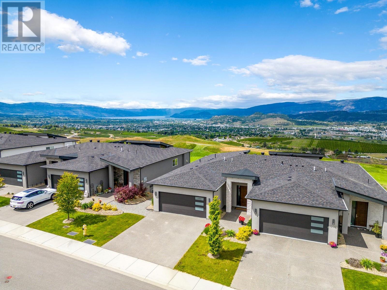 1870 Tallgrass Trail, Kelowna, British Columbia V1P1T9 For Sale