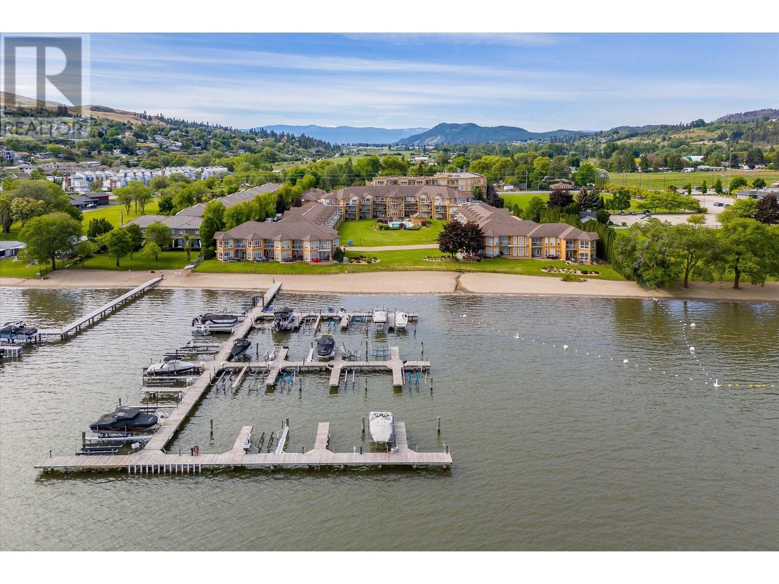 105 3570 Woodsdale Road, Lake Country, British Columbia V4V1Y9 For