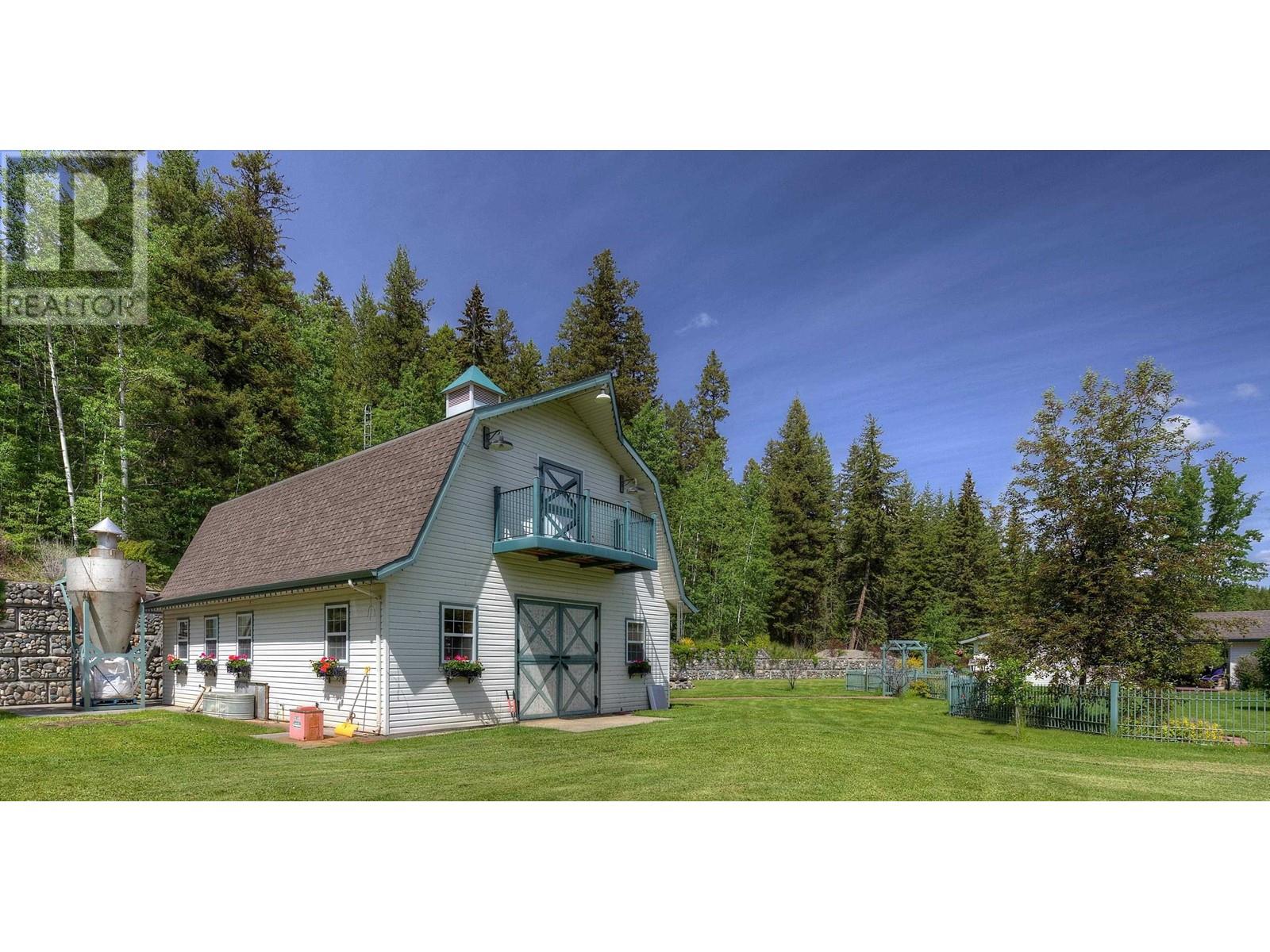 3835 N CARIBOO 97 HIGHWAY, Williams Lake, British Columbia V2G5A3 For