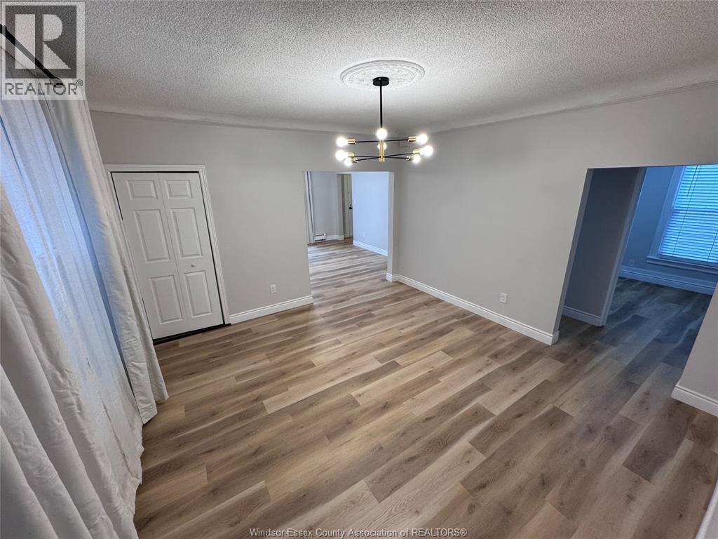454 VERA PLACE, Windsor 5