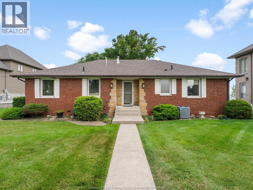 11506 RIVERSIDE, Windsor 4