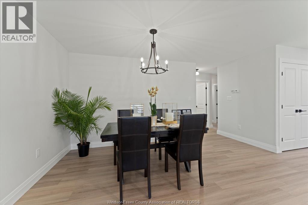 Unit 1 - 1852 CHANDLER, Windsor 3