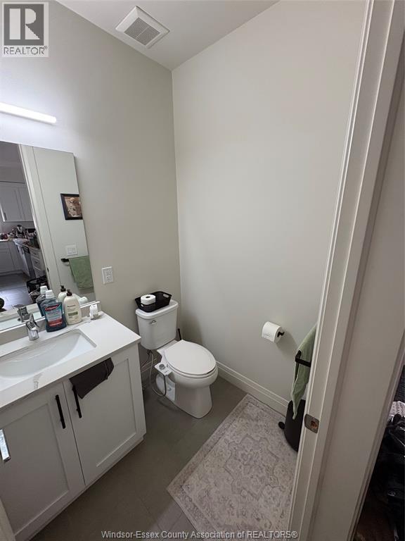 Unit 106 - 233 WATSON, Windsor 3