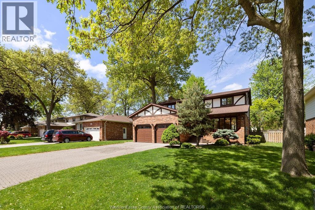534 MICHAEL CRESCENT, LaSalle 3