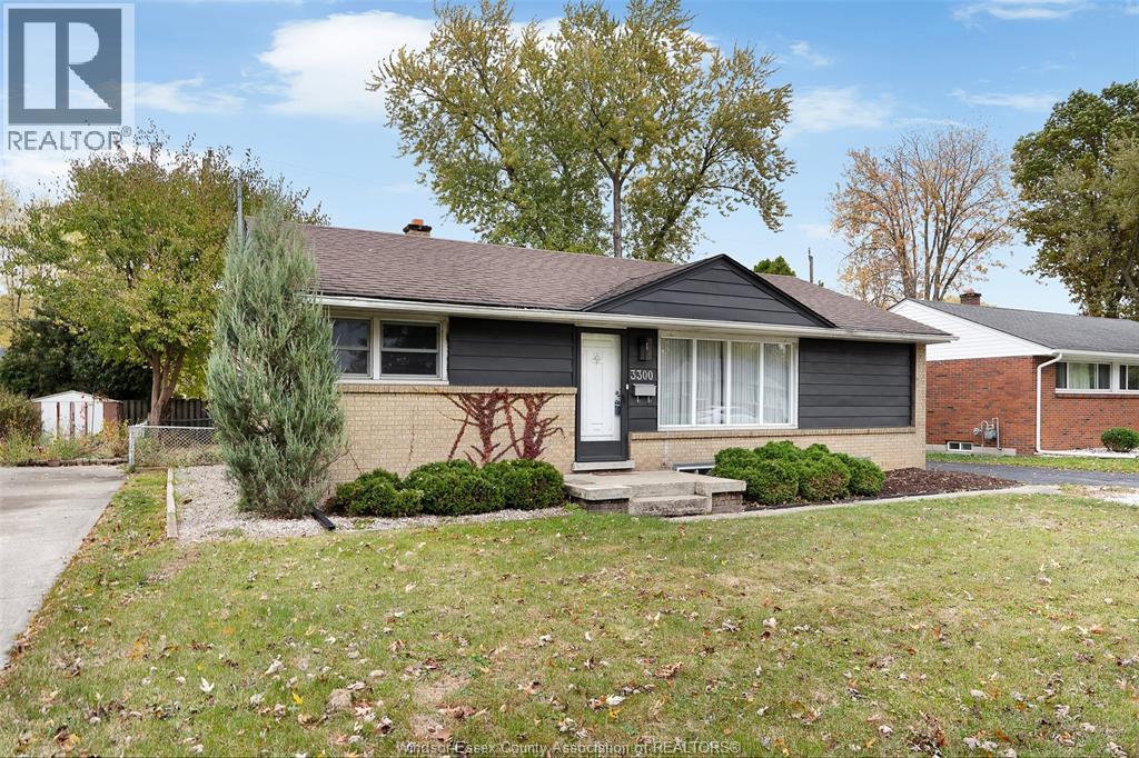 Unit MAIN - 3300 MARK, Windsor 3