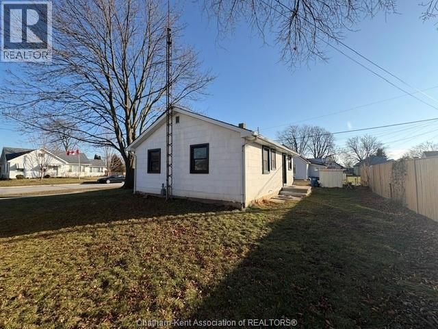 119 Lorne AVENUE, Wallaceburg 4