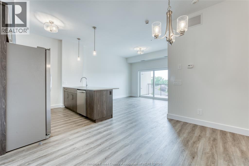 Unit 401 - 7887 EDGAR, Windsor 4