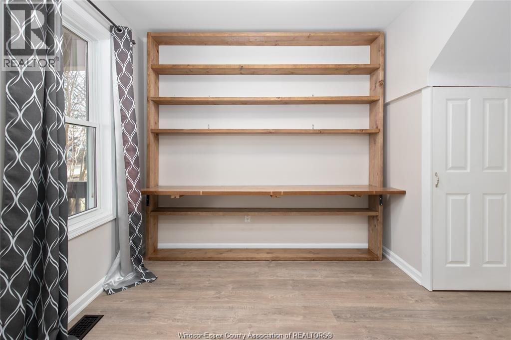 1015 WESTMINSTER BOULEVARD, Windsor 5