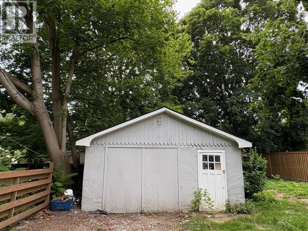8 Siskind COURT, Chatham 3
