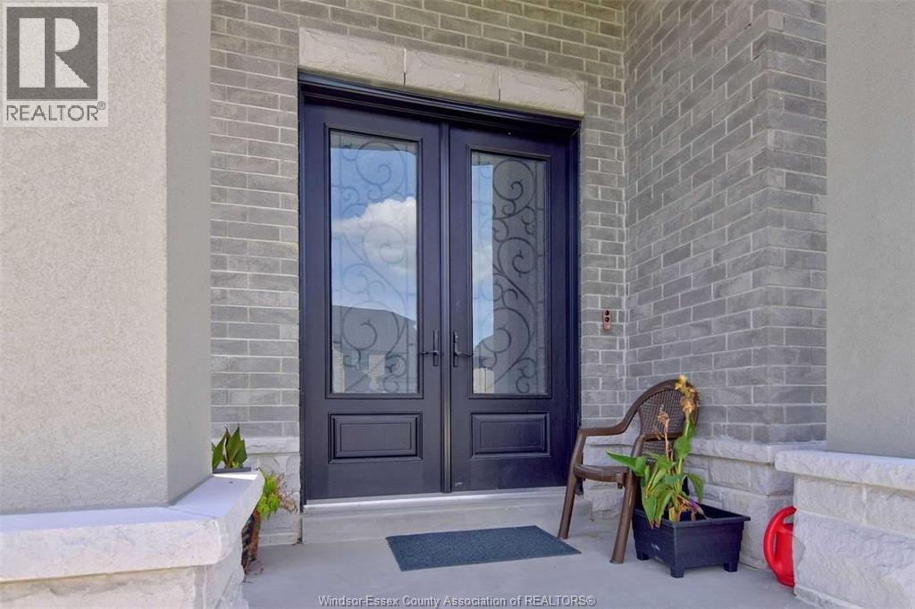 257 ARKONA COURT, Lakeshore 5