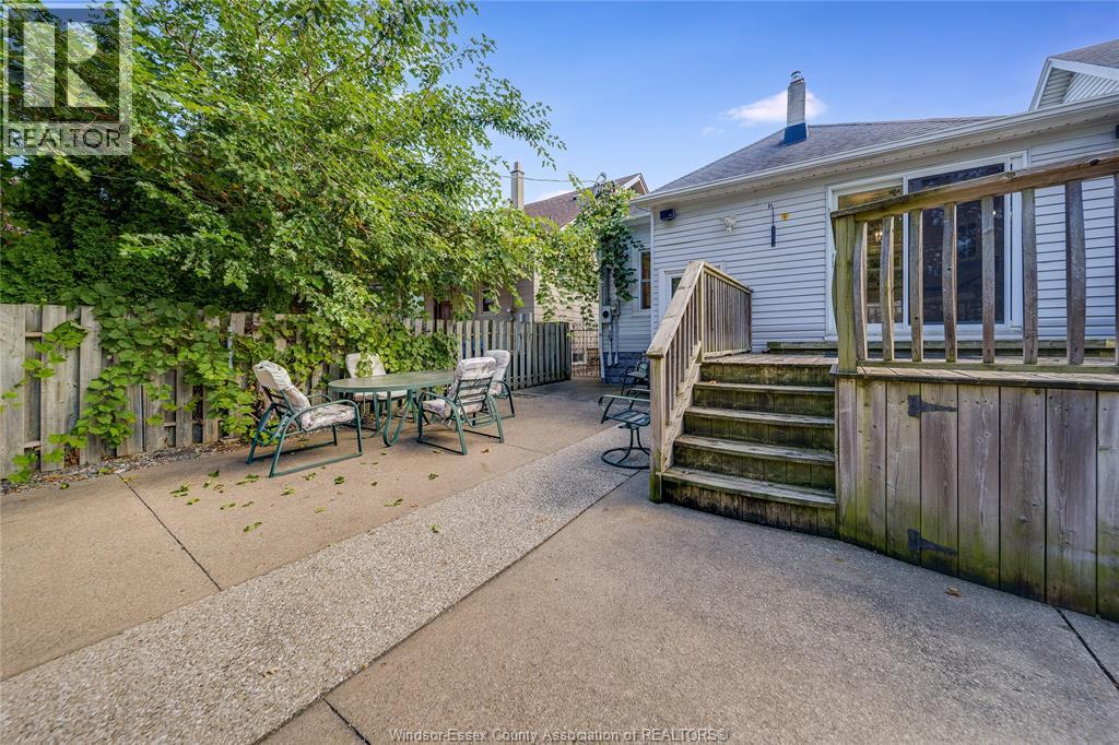Unit BACK - 2024 OTTAWA STREET, Windsor 3