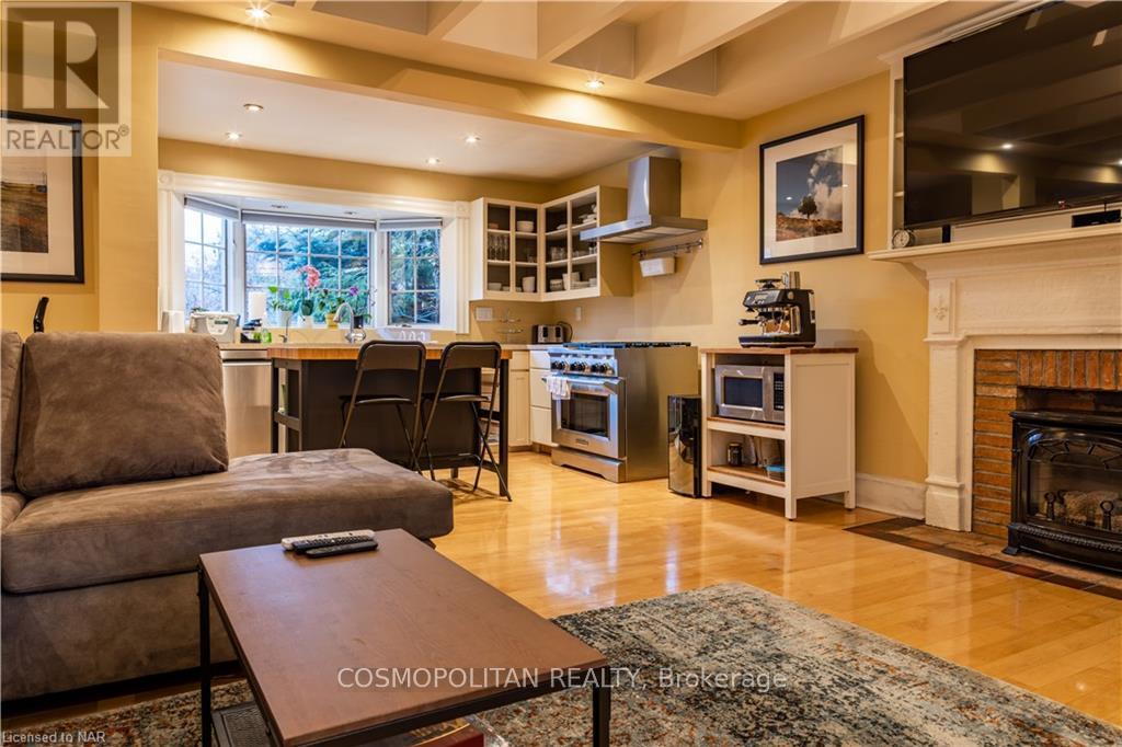 THIRD BEDROOM - 3800 BRIDGEWATER STREET, Niagara Falls (Chippawa) 3