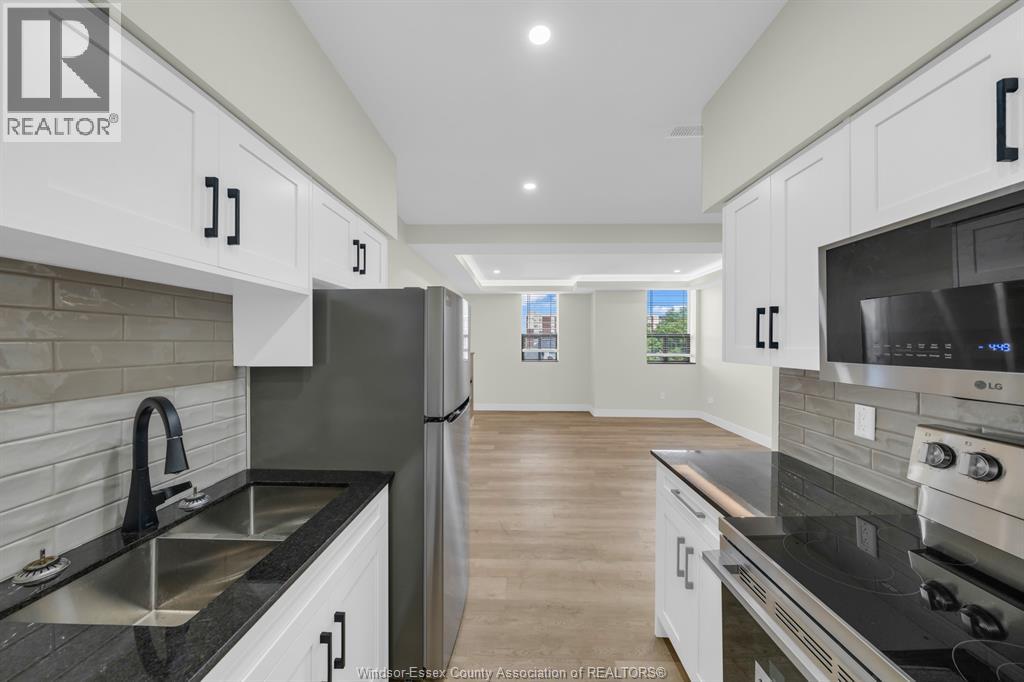 Unit 305 - 3177 Riverside DRIVE, Windsor 5