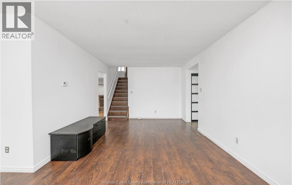 Unit UPPER - 9597 AVERY LANE, Windsor 2
