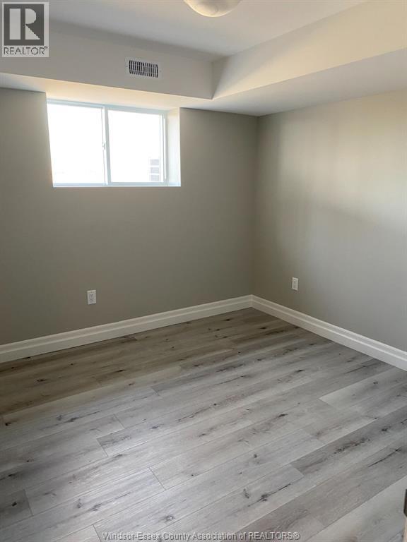105 REED ST #LOWER, Essex 3