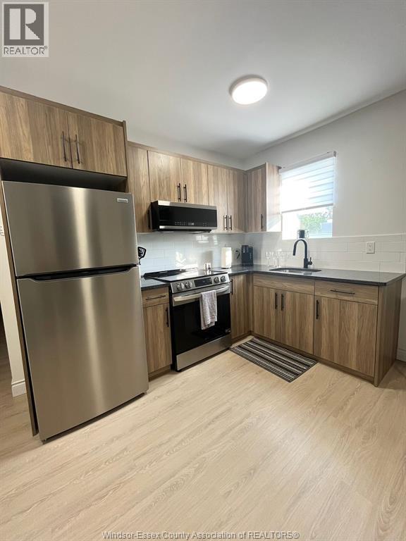 Unit 4 - 808 OTTAWA STREET, Windsor 3