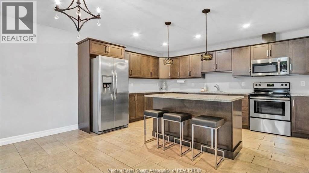 256 JEWEL, LaSalle 4