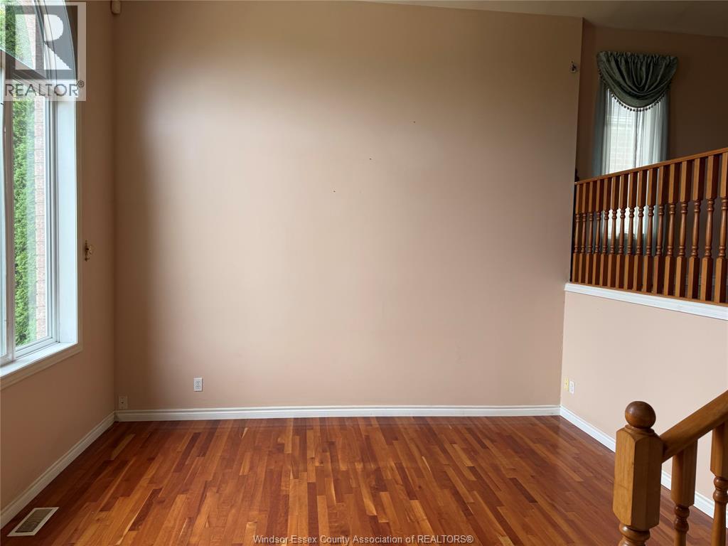 2337 ASKIN, Windsor 2