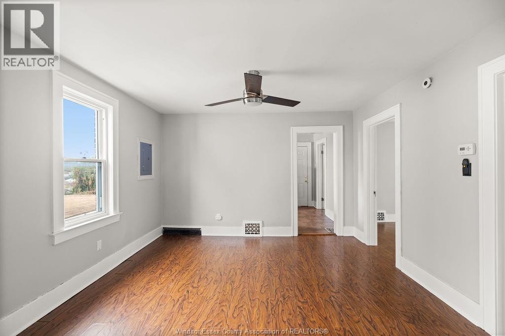 Unit UPPER - 1044 PARENT AVENUE, Windsor 5