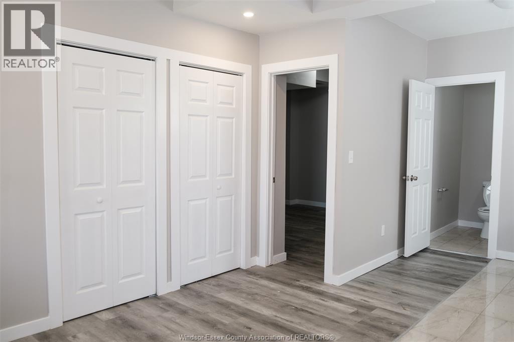 Unit MAIN - 263 TUSCARORA, Windsor 3
