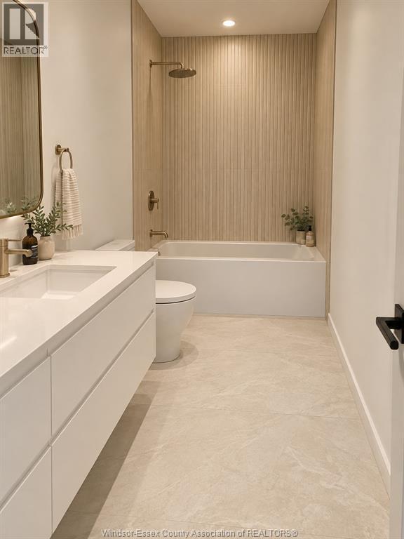 Unit 3 - 1381 DROUILLARD, Windsor 3