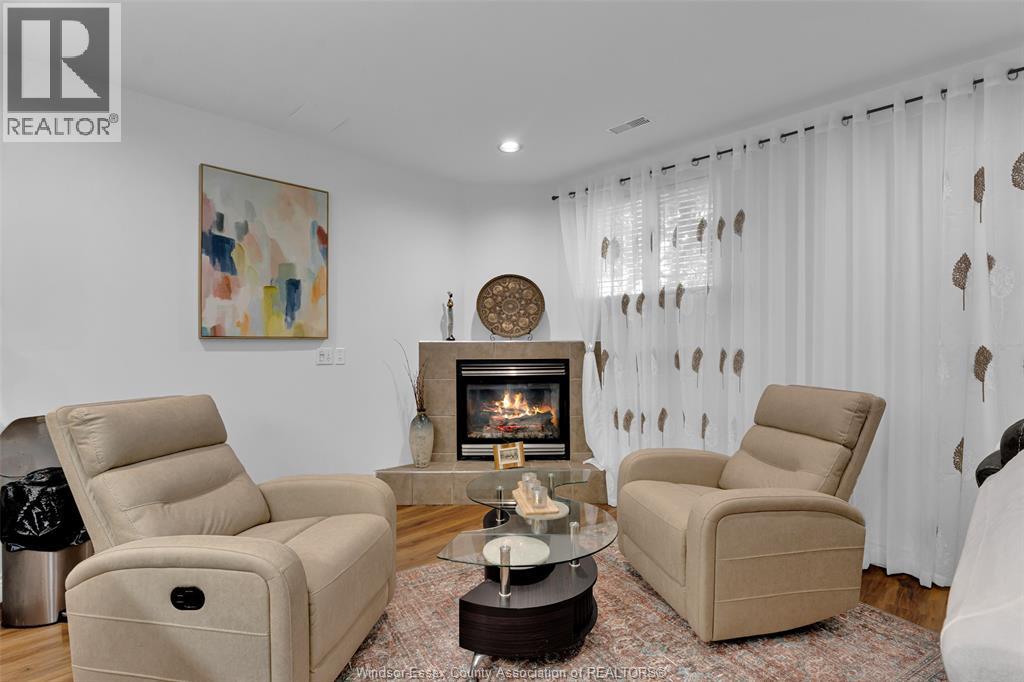 Unit LOWER - 280 INTERNATIONAL AVENUE, LaSalle 4