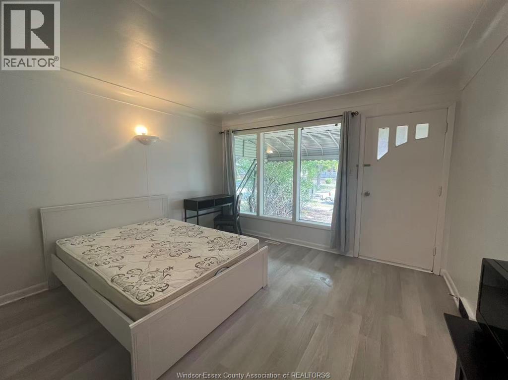 Unit ROOM 1 - 787 CAMPBELL, Windsor 2
