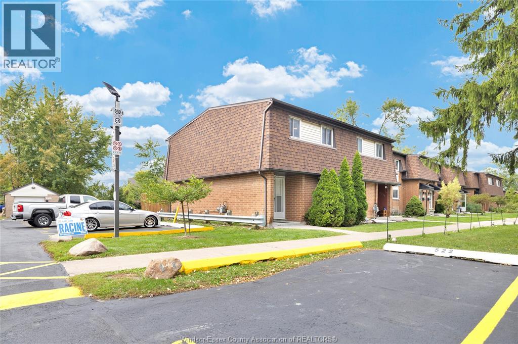 6214 THORNBERRY, Windsor 3