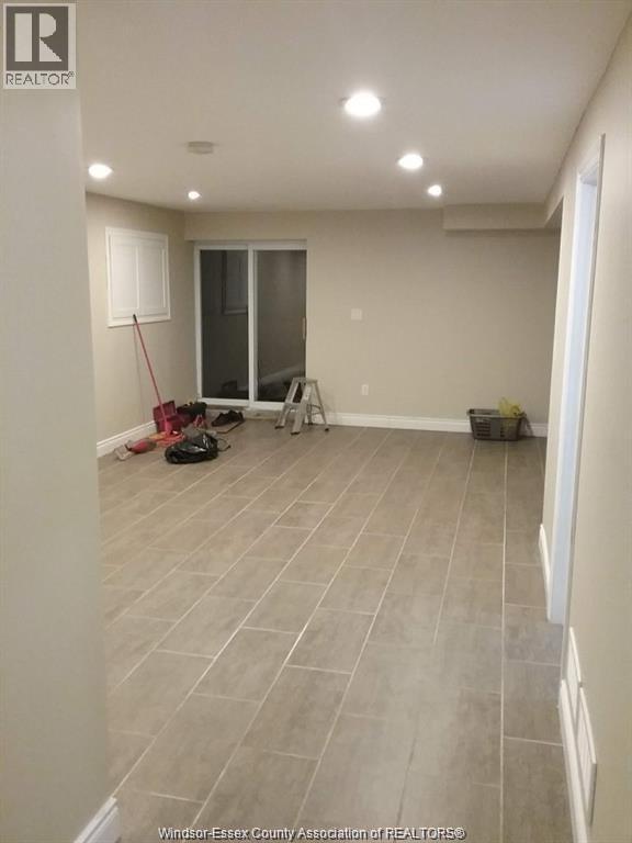 Unit BASEMENT - 829 ARTHUR AVENUE, Windsor 3