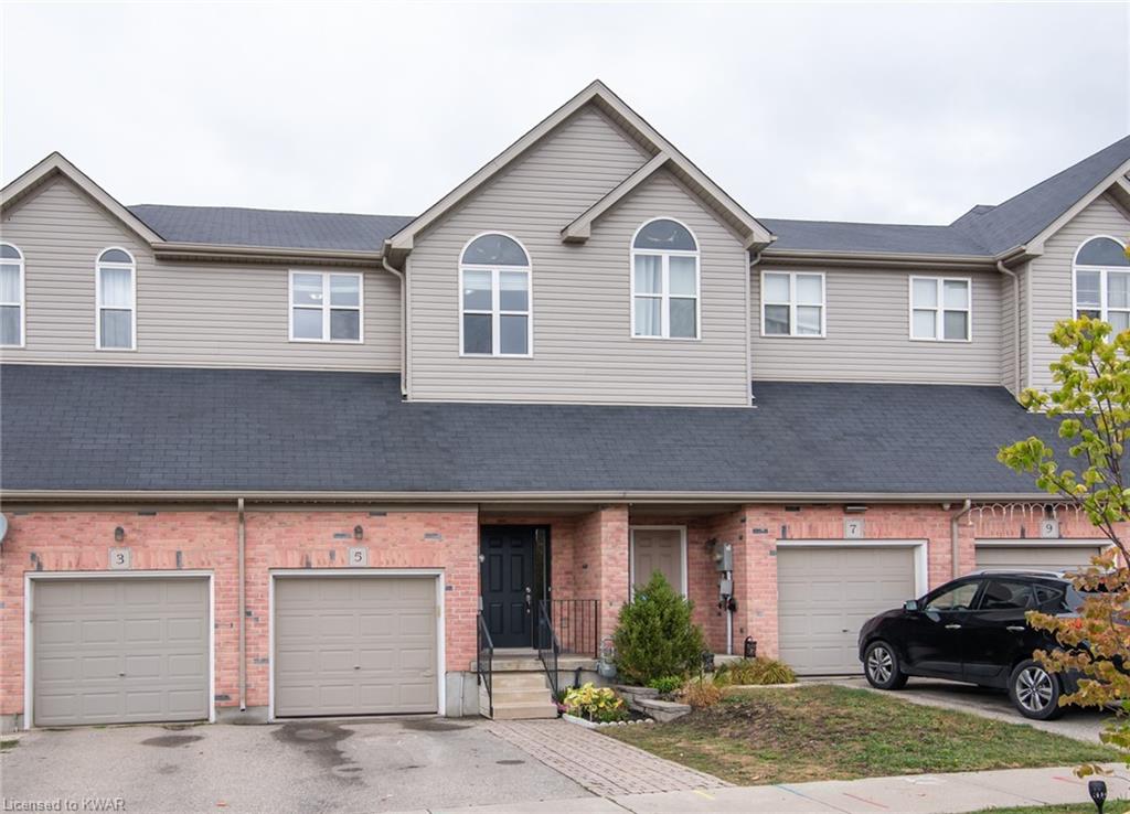 5 Brookfield Crescent, Kitchener, ON Row/Townhouse HouseSigma