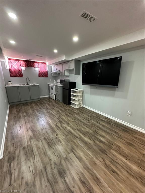 Unit Basement - 233 Powell Road, Brantford 2
