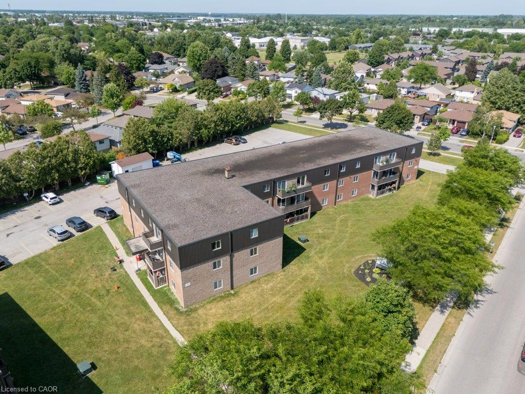 Unit 205 - 390 Admiral Drive, London 5