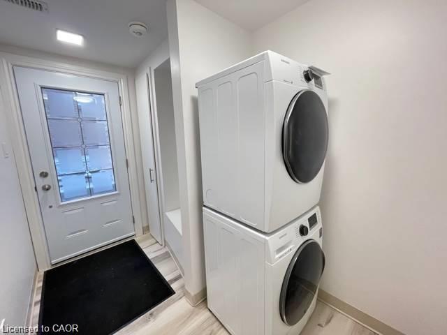 Unit A (Lower) - 10 Shanley Street, Kitchener 5