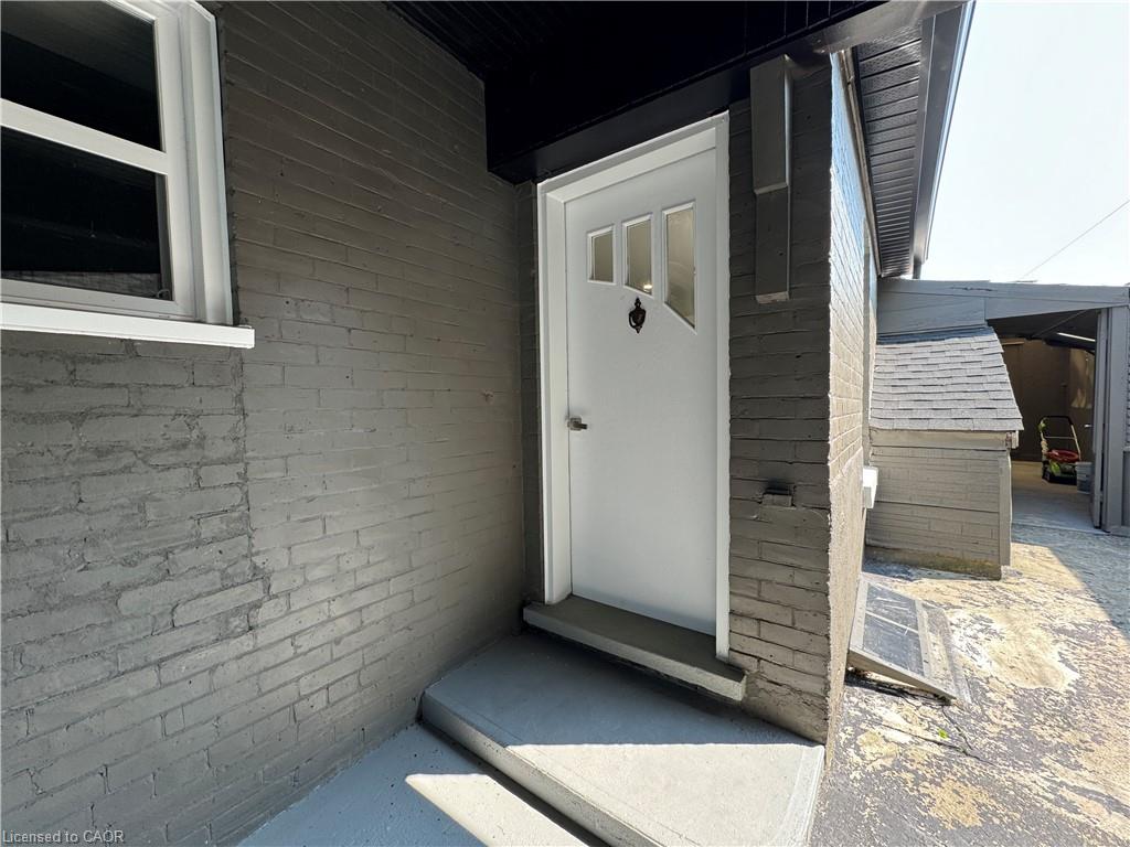Unit 2 - 30 Ontario Street, Brantford 2