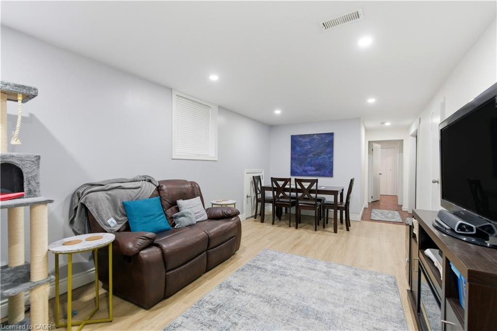 Unit Bsmt - 111 Britten Close, Hamilton 3