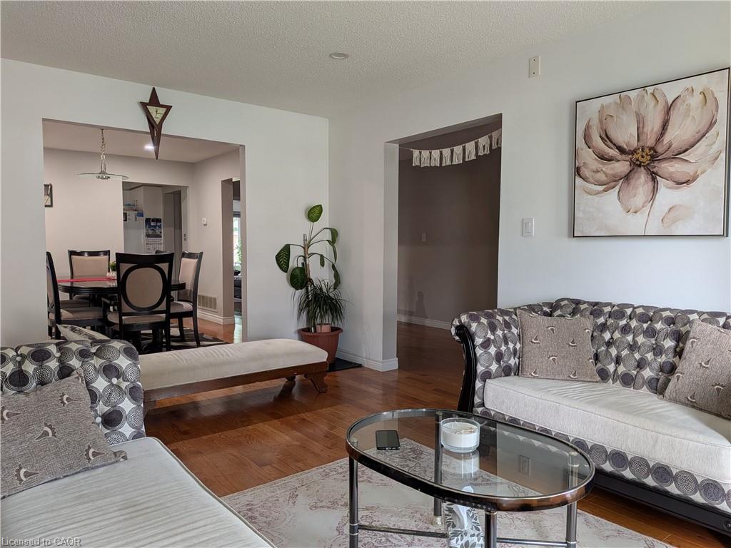 Unit Upper - 45 Caswell Drive, Hamilton 5