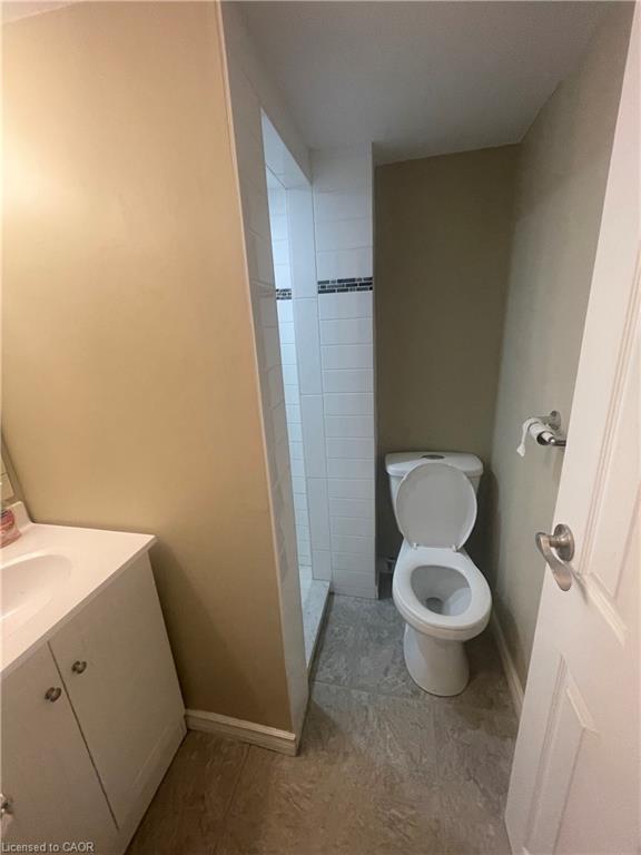 Unit 2 LOWER - 73 Barnesdale Boulevard, Hamilton 4