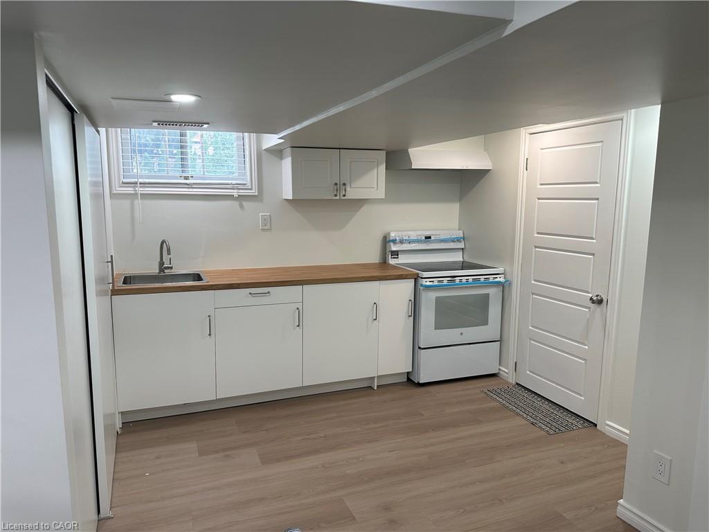 Unit BASEMENT - 131 East 42nd Street, Hamilton 4