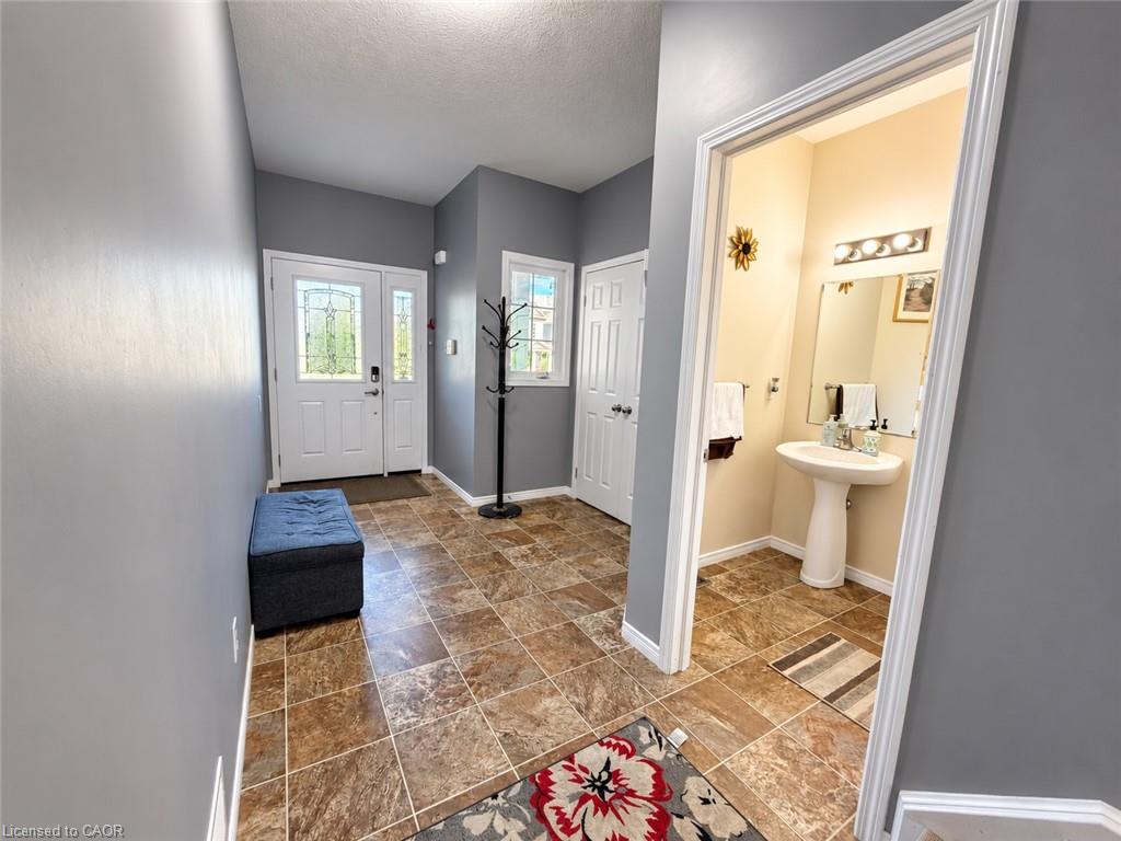 649 Winterberry Avenue, Waterloo 5