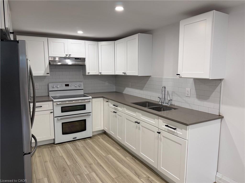 Unit LOWER - 236 Bruce Street, Brantford 2