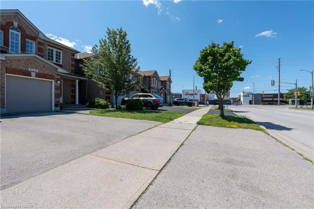 4008 Berton Avenue, Burlington 2