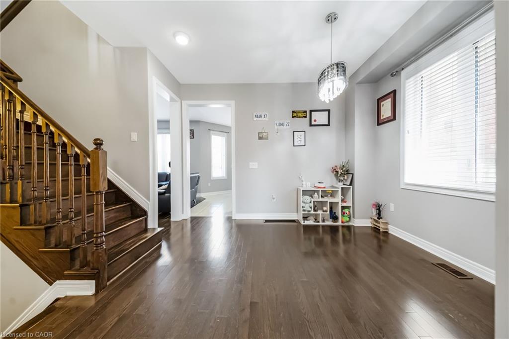 792 Arthur Parker Avenue, Woodstock 3