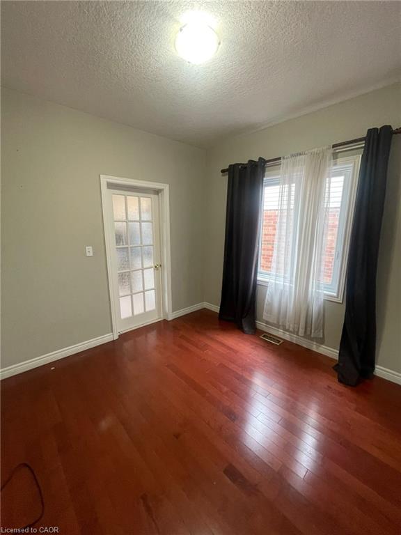 Unit Upper - 278 Briarmeadow Drive, Kitchener 4