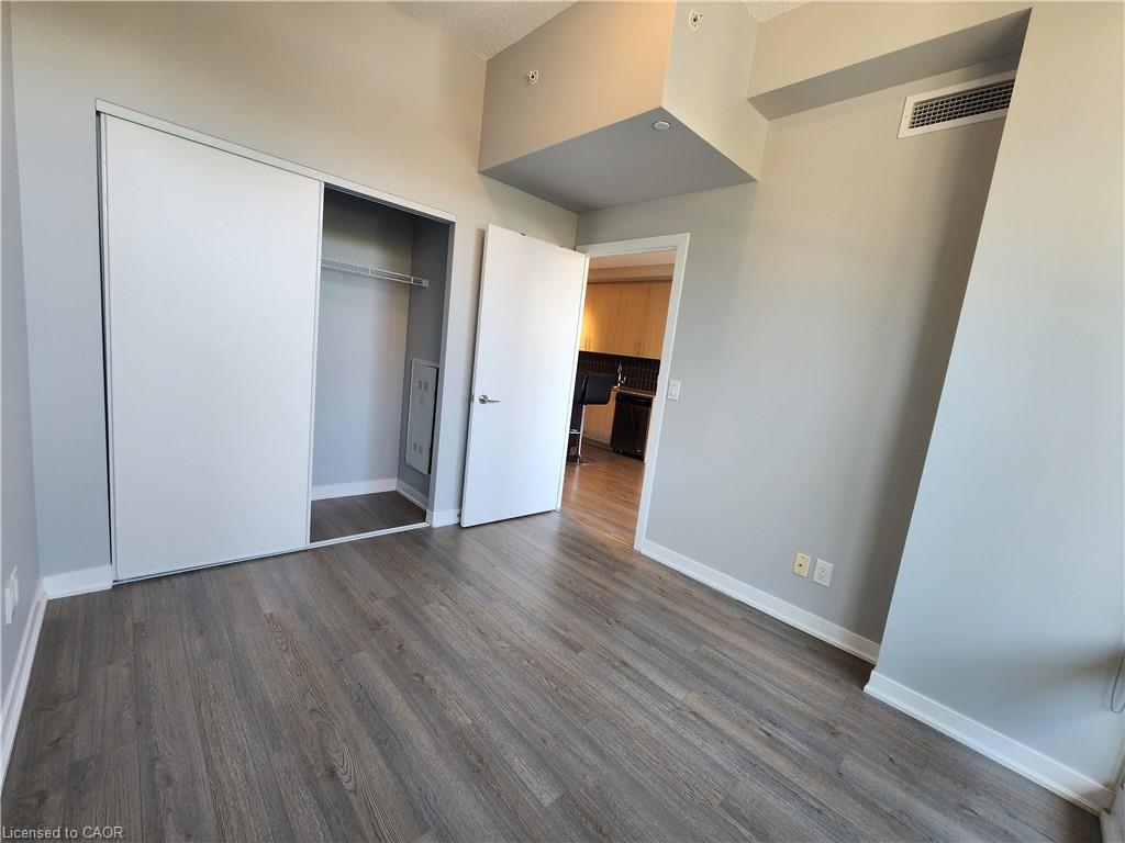Unit 204 - 85 Duke Street W, Kitchener 3