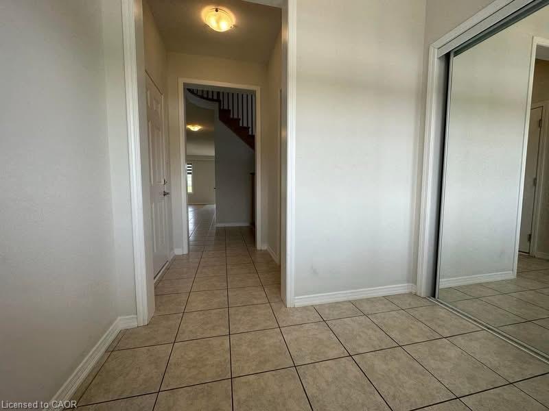 Unit Upper - 61 Anderson Road, Brantford 2