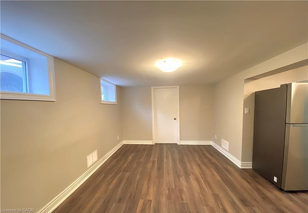 Unit 2 - 275 Nelson Street, Brantford 4
