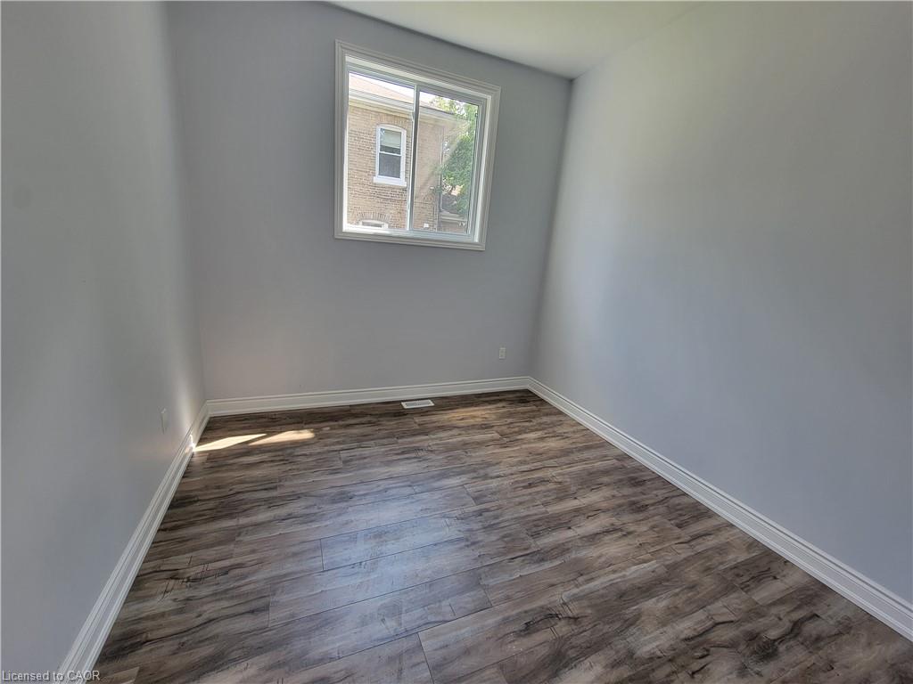 Unit 2 - 103 Peel Street, Brantford 5
