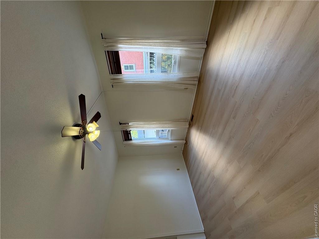 35 Ball Avenue, Cambridge 4