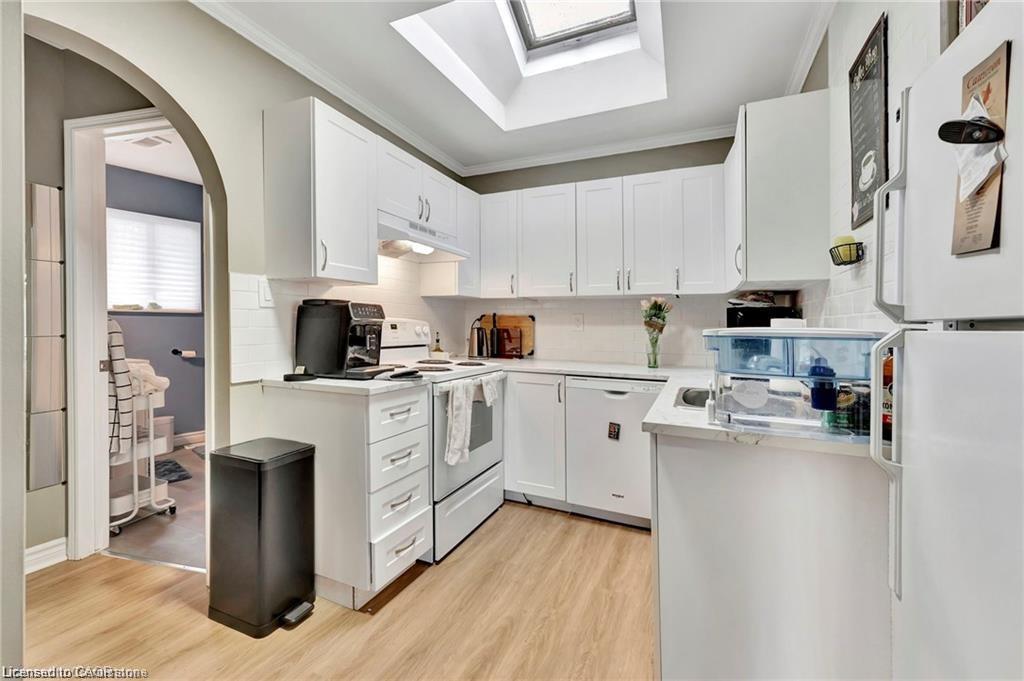 93 Robertson Crescent, Kitchener 4