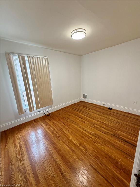Unit 1 - 58 St. Matthew's Avenue, Hamilton 5